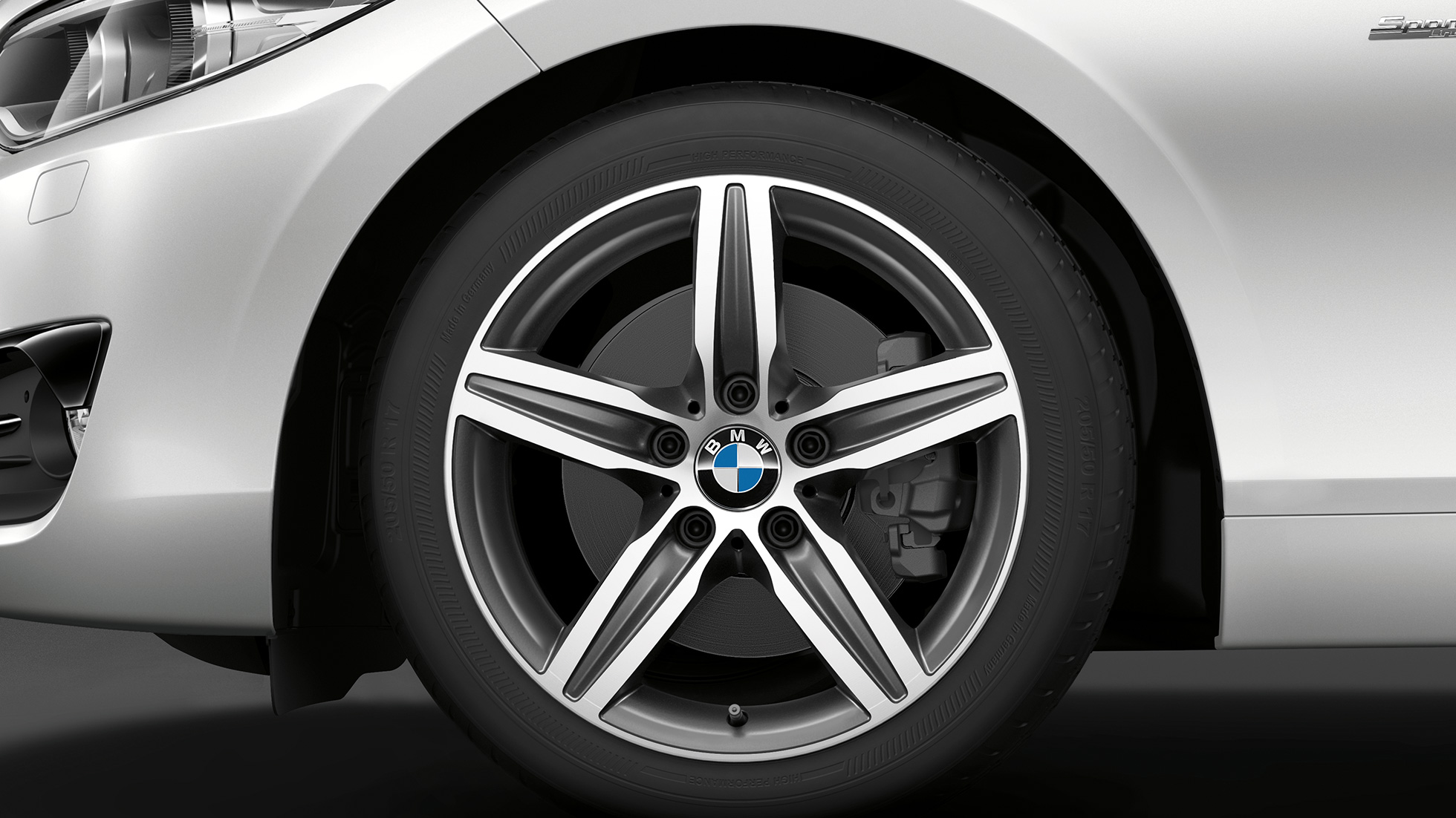 BMW 2 Series Convertible, Model Sport Line wheels